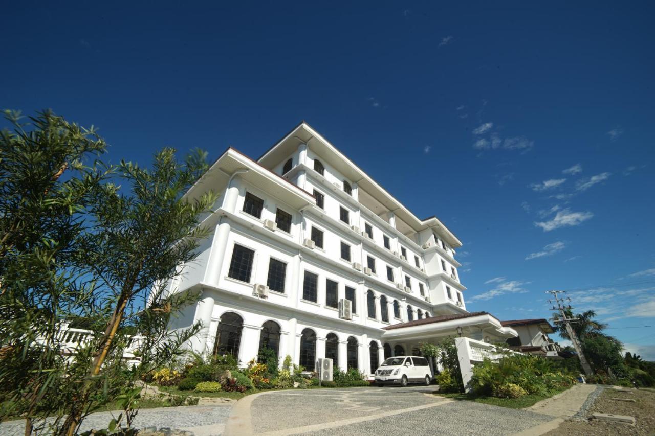 Isla De Oro Hotel Mamburao Exteriér fotografie