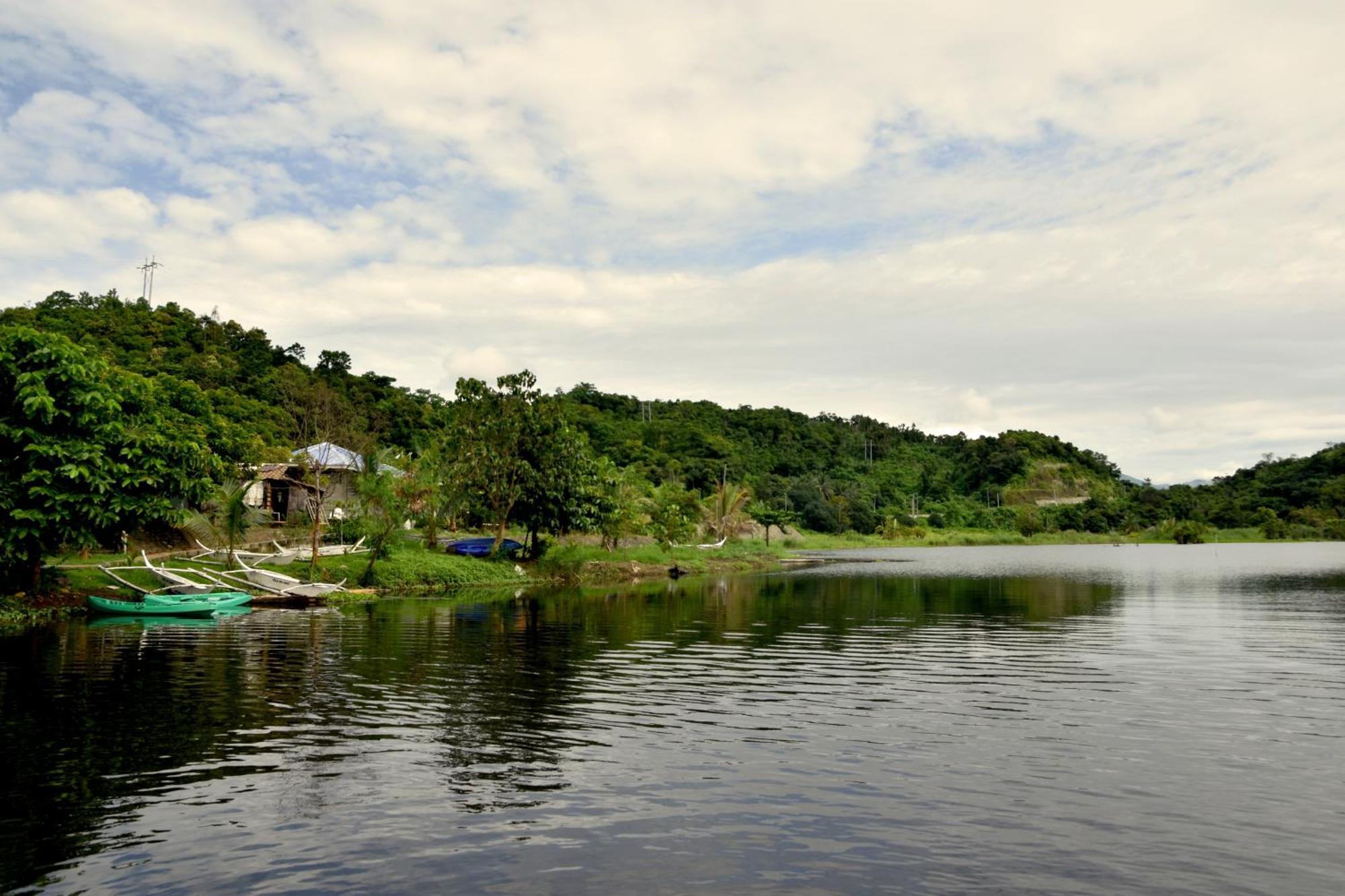 Isla De Oro Hotel Mamburao Exteriér fotografie