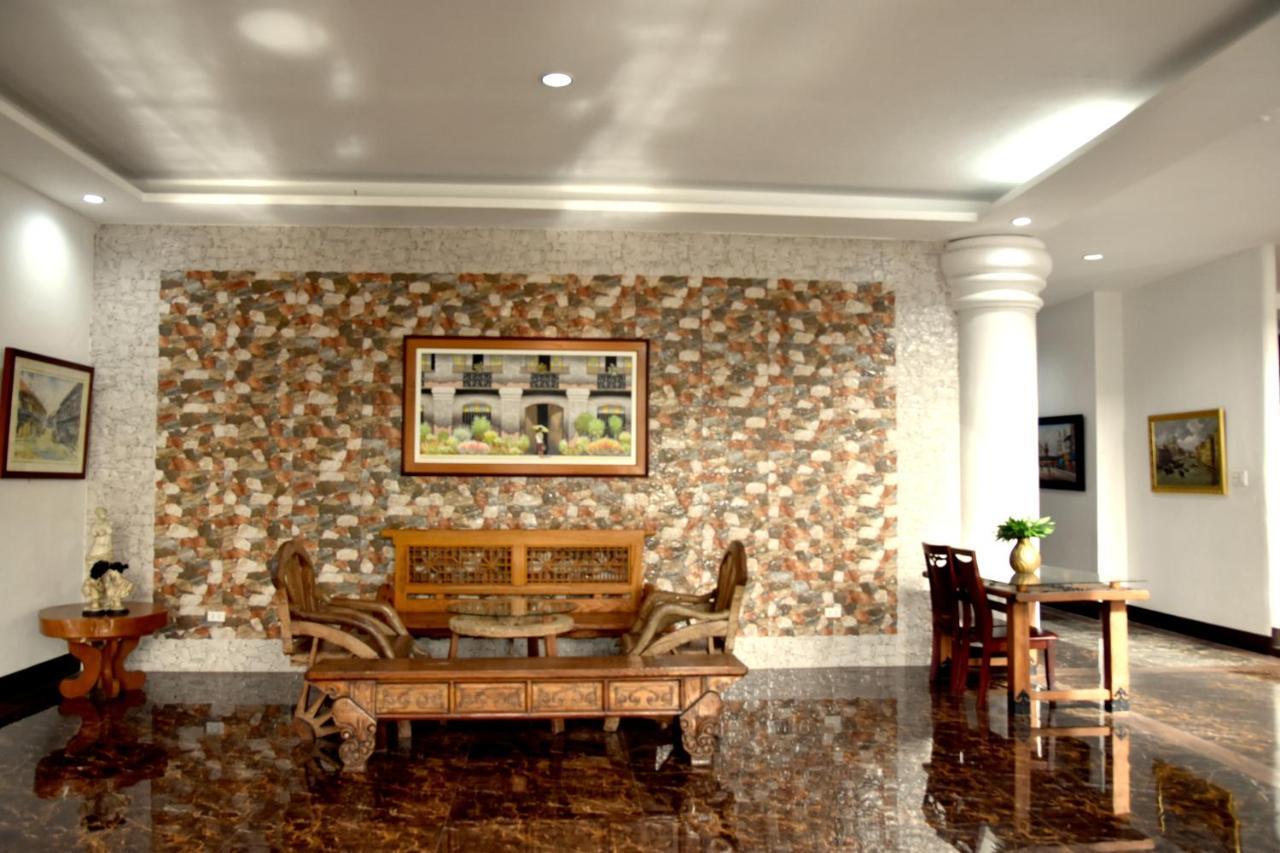 Isla De Oro Hotel Mamburao Exteriér fotografie